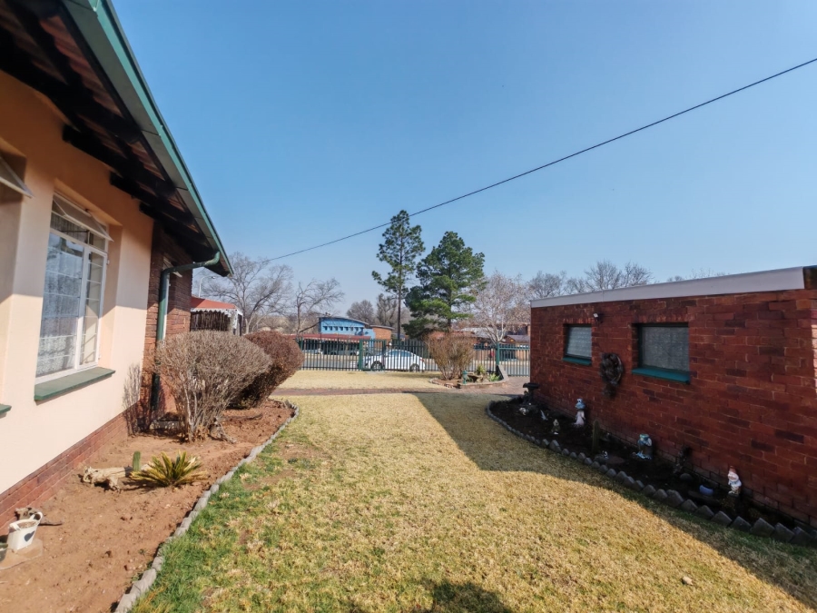 5 Bedroom Property for Sale in Sasolburg Ext 10 Free State